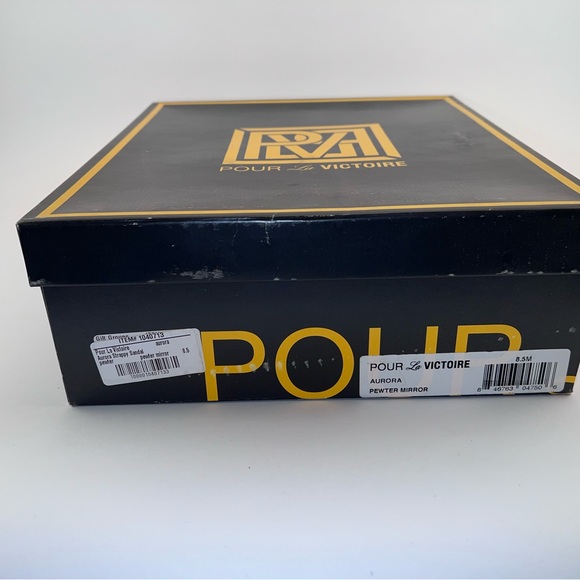 BNIB Pour La Victoire Pewter Mirror Silver Gladiator Platform Sandals Size 8.5 - Picture 8 of 8